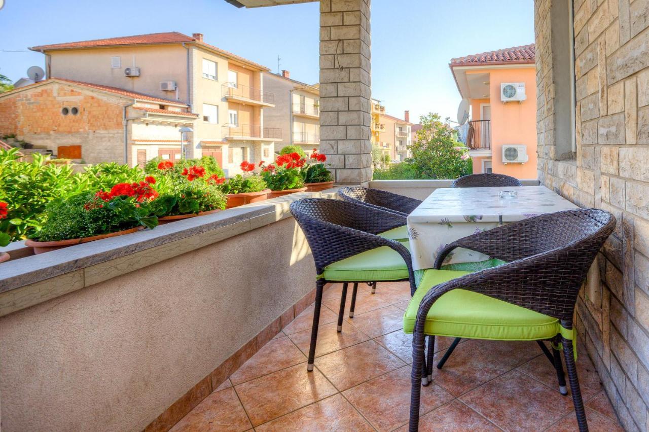Diconi Apartment Pula Exterior photo